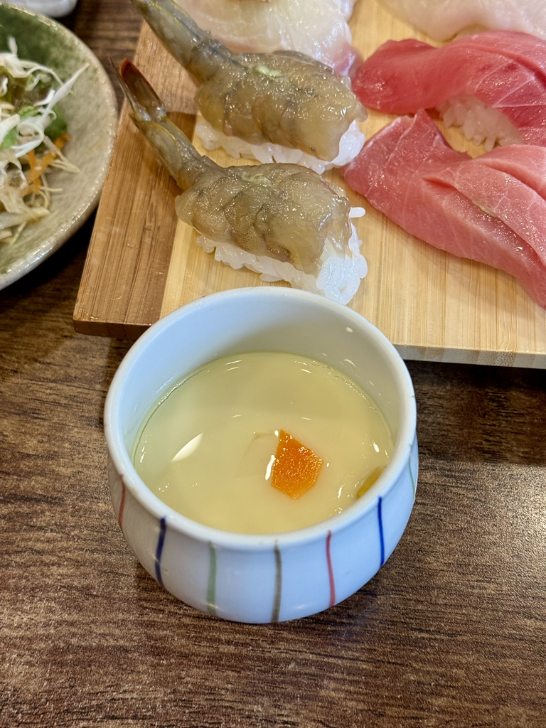 Yeougolchobap (여우골초밥) 2