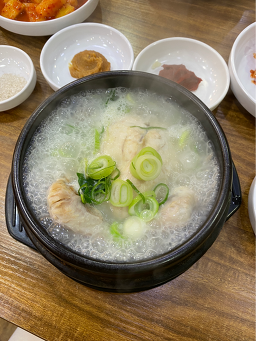 Yeongeonsamgyetang (연건삼계탕) 2