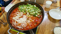 장릉보리밥집 6