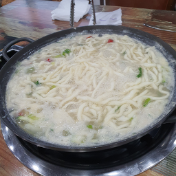 바로미백합칼국수 5