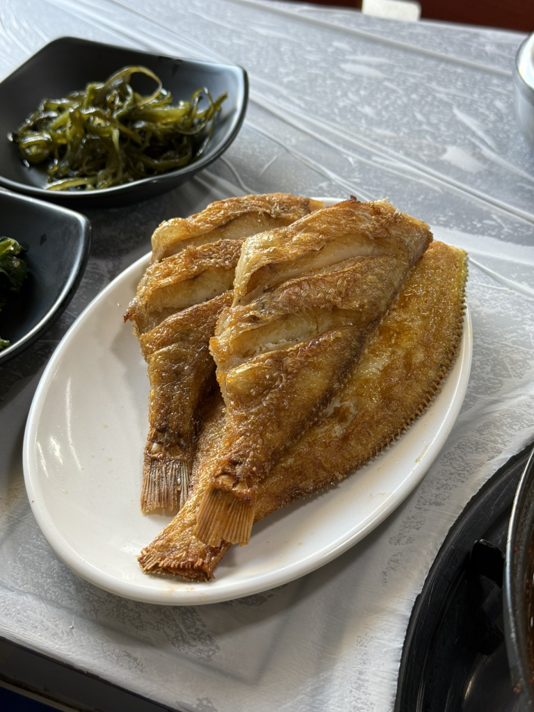 육구식당 6