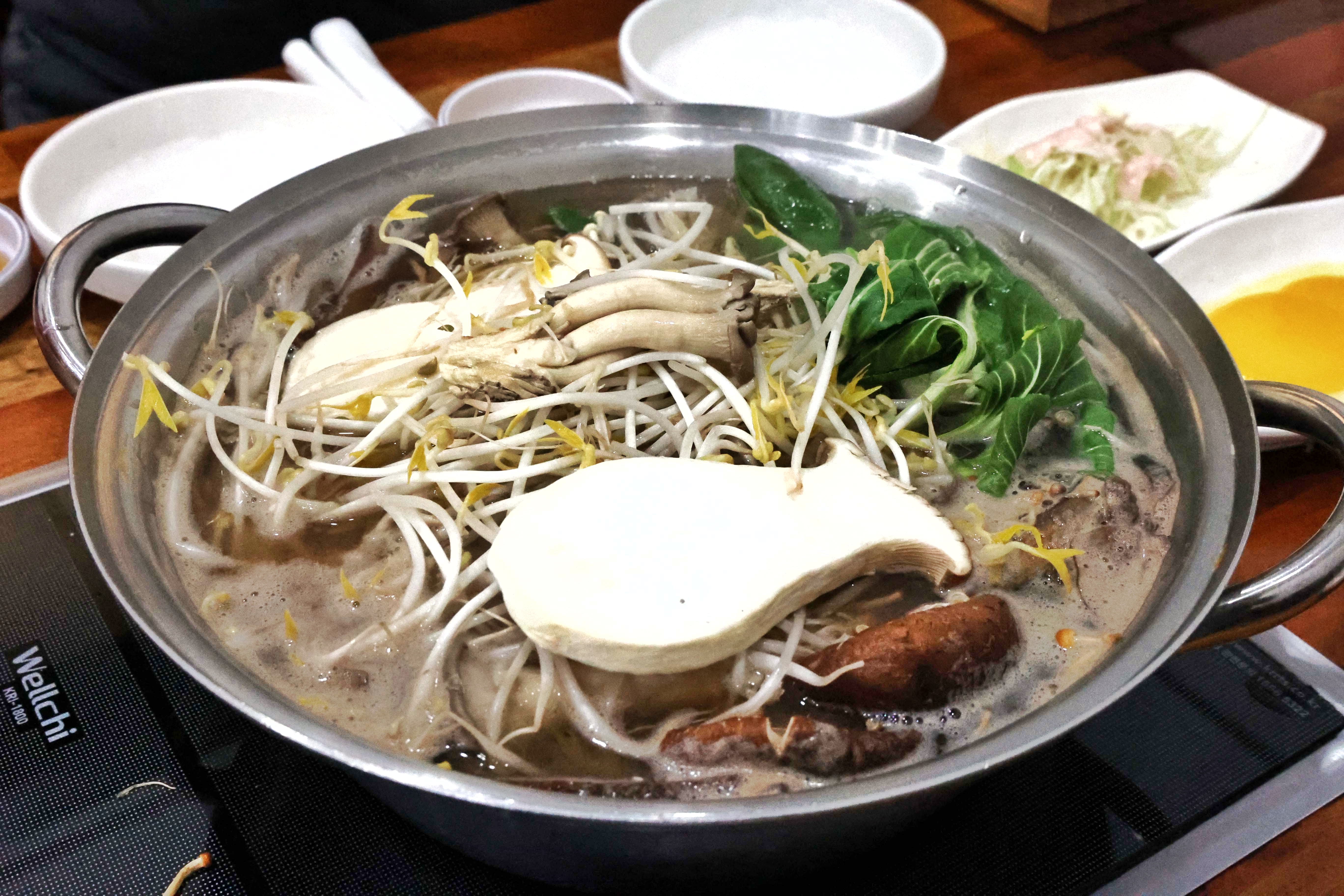 명성만두 샤브샤브전문점 5