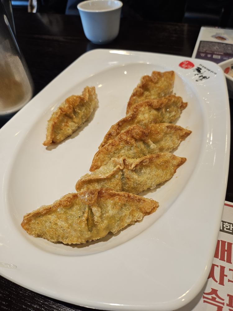 Ibigajjamppong kkachiulyeok (이비가짬뽕 까치울역) 1