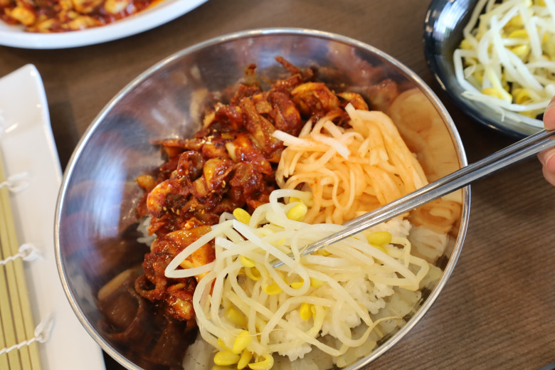 Hansobanjjukkumi (한소반쭈꾸미) 2