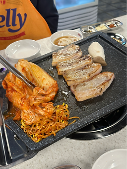 Gyeongasikdangnoryangjinjeom (경아식당노량진점) 3