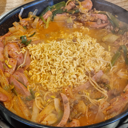 송탄나여사부대찌개 3