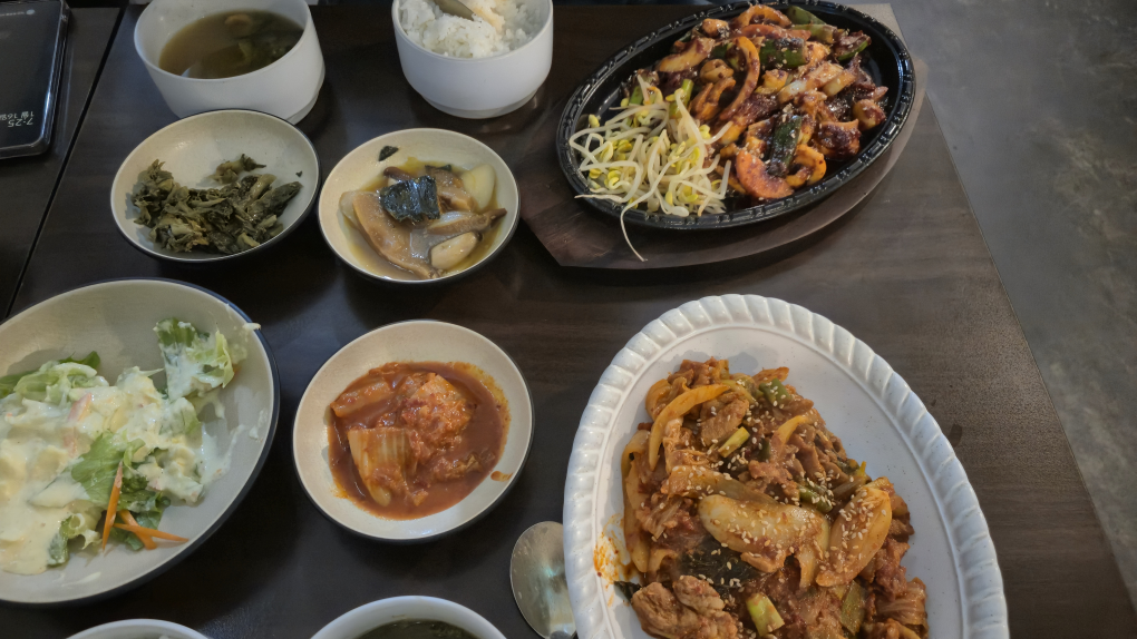 까치식당 망포점 대표 사진