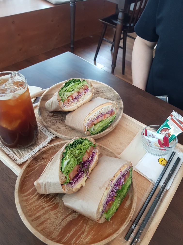 애틋