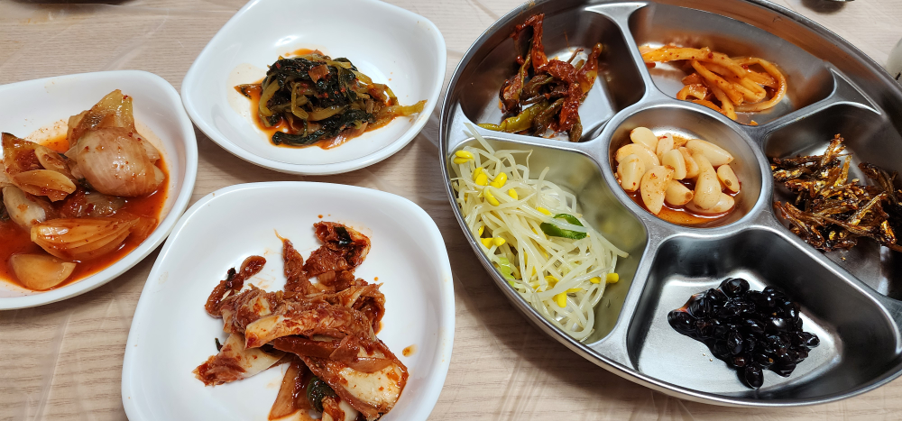 Sansusikdang (산수식당) 1