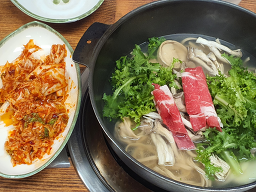 평창버섯매운칼국수 사진 2