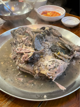 큰나무집궁중약백숙 1