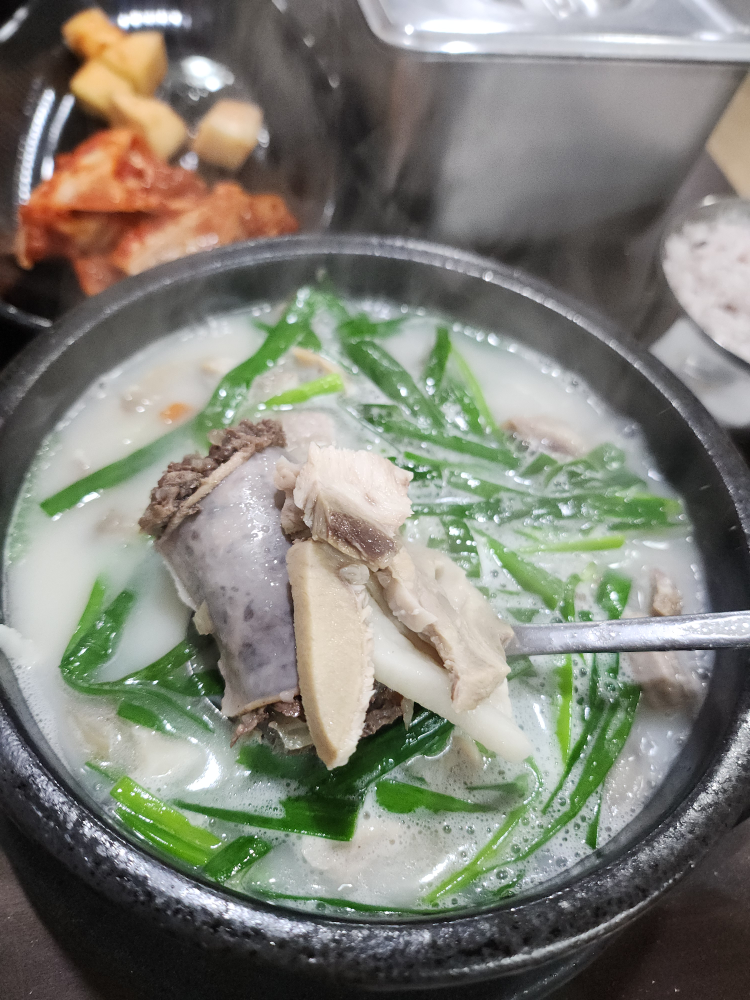 Jangsutojongsundaeguk (장수토종순대국) 3