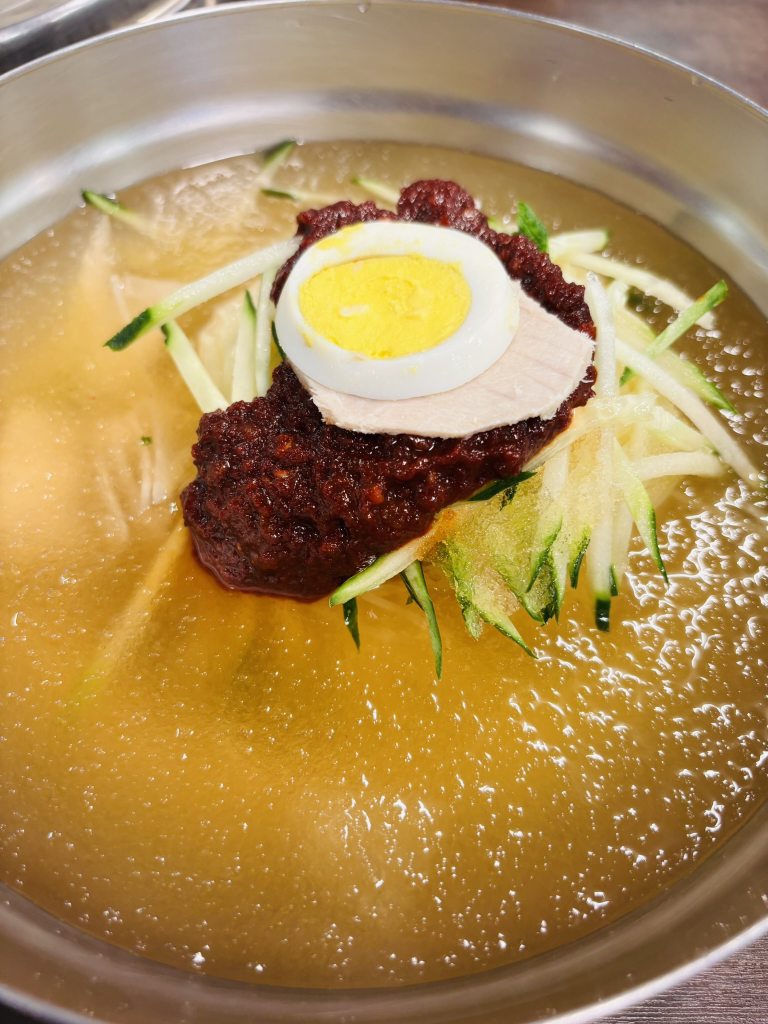 Milmyeonjeonmunjeom (밀면전문점) 3
