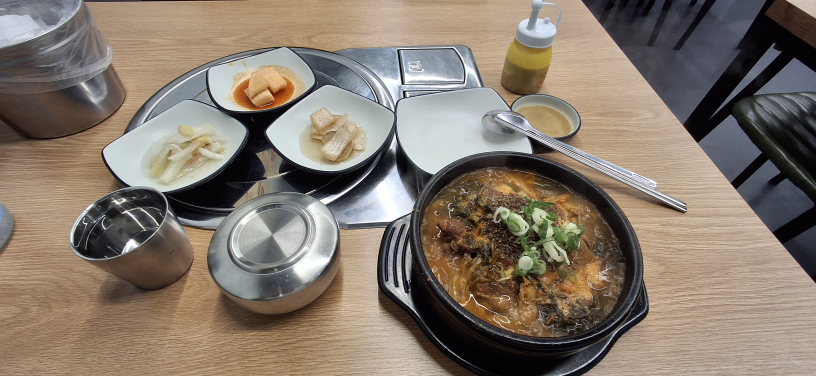 Donkimmyeongingamjatang (돈킴명인감자탕) 1