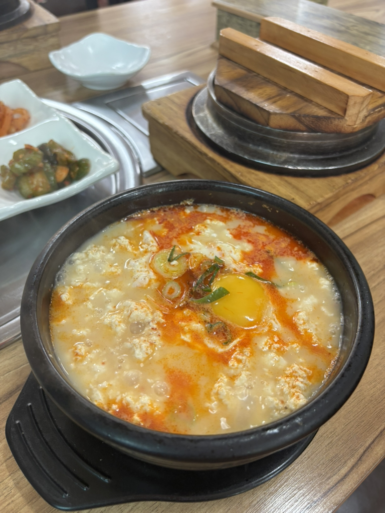 Gamasotjangsudubu (가마솥장수두부) 2