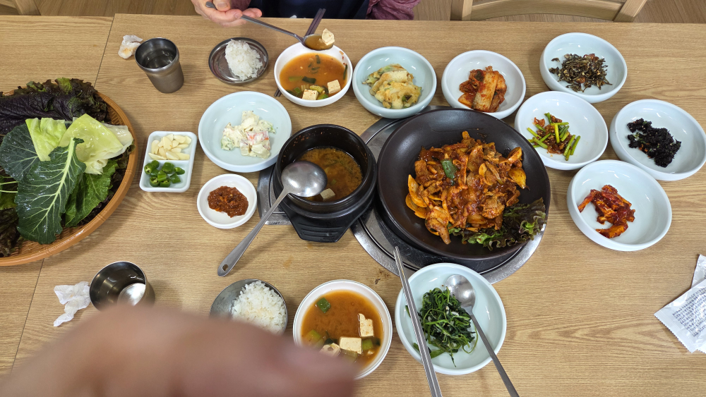 Naseongbulgogi, heobeukape (나성불고기, 허브카페) 2