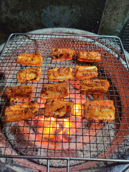 Seonsansutbulanagomakchang (선산숯불아나고막창) 2