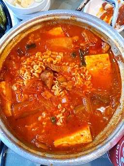 봉순이네흑돼지 사진 4