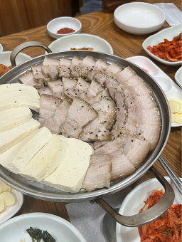 Kongmoegol (콩뫼골) 3