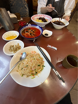 홍춘관 사진