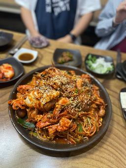 Samdaejjaesondubu (삼대째손두부) 3