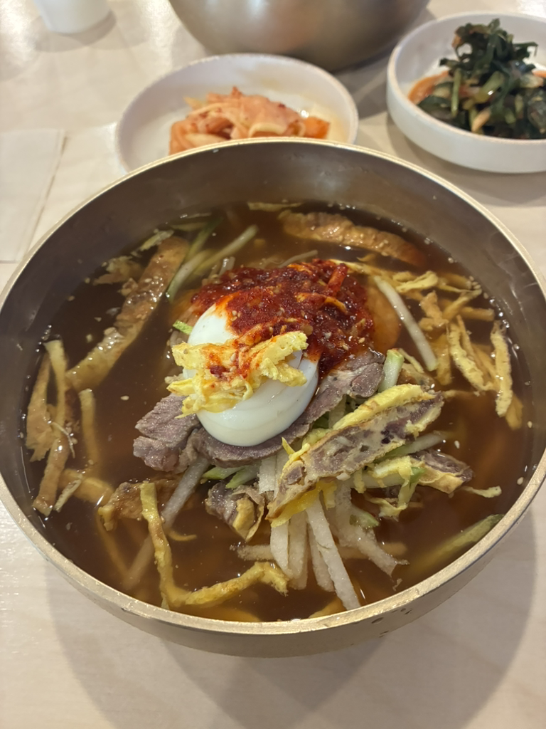 박군자 진주냉면 본점 대표 사진
