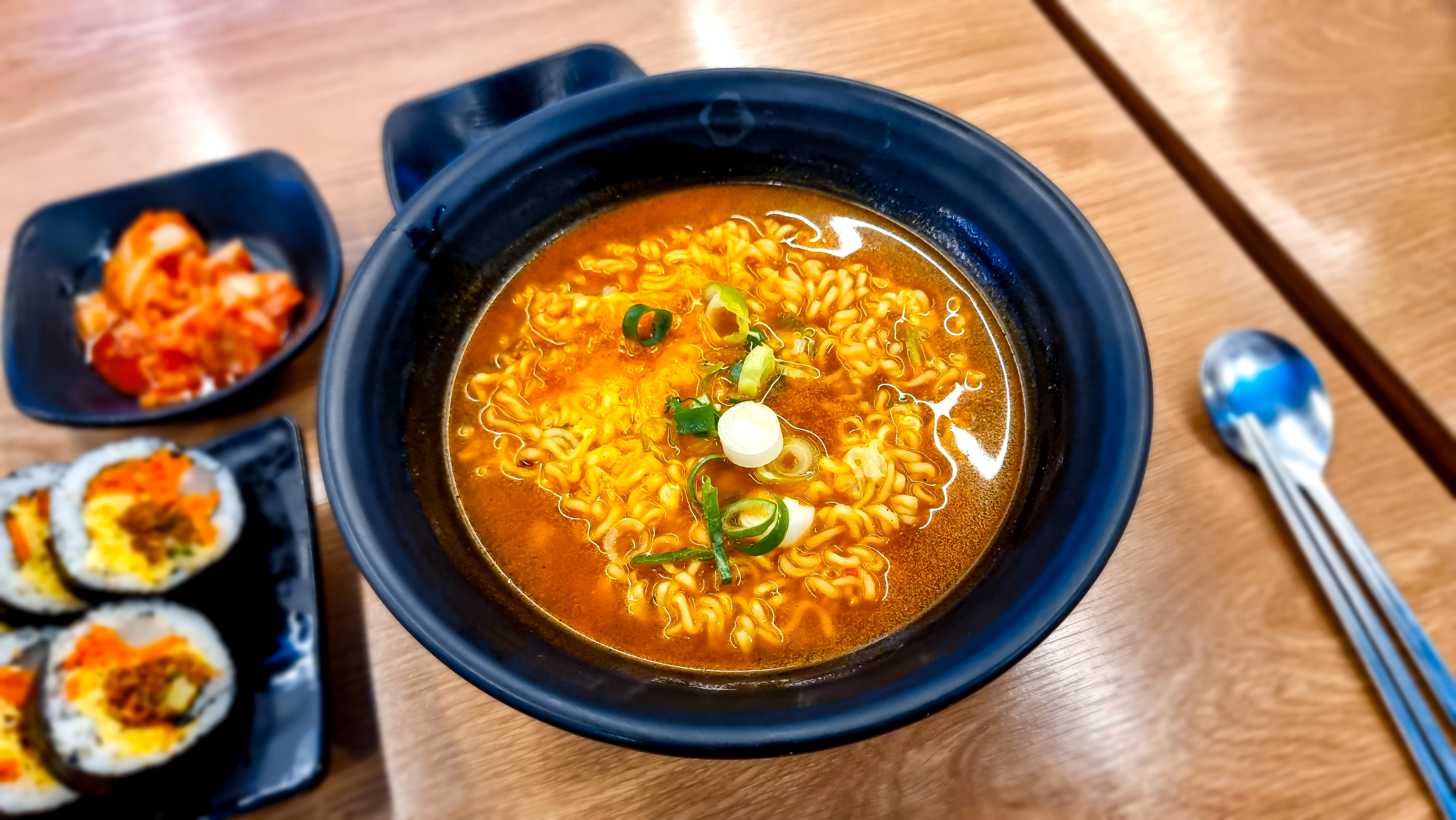 Sinnarabareungimbap (신나라바른김밥) 3