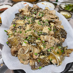 Palbongsankkomjangeo (팔봉산꼼장어) 1