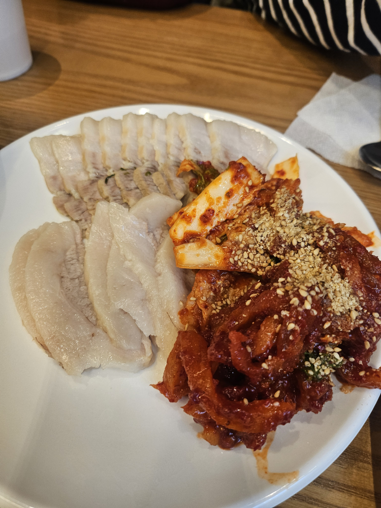 Yeongdomyeonok 4