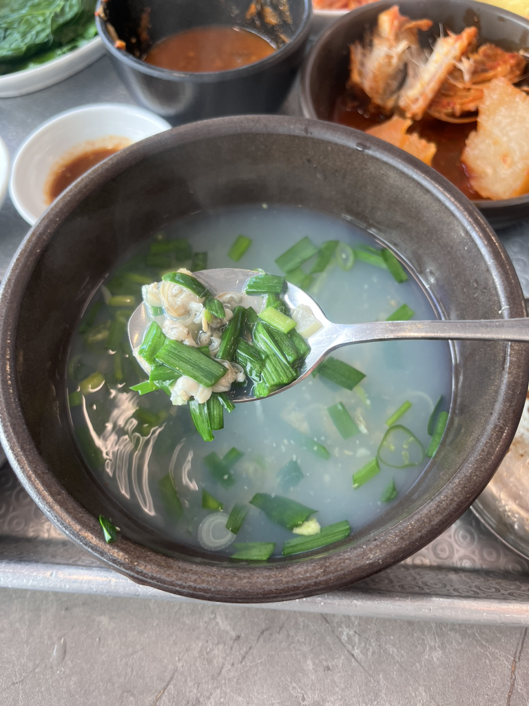 Halmaejaecheopguk (할매재첩국) 3