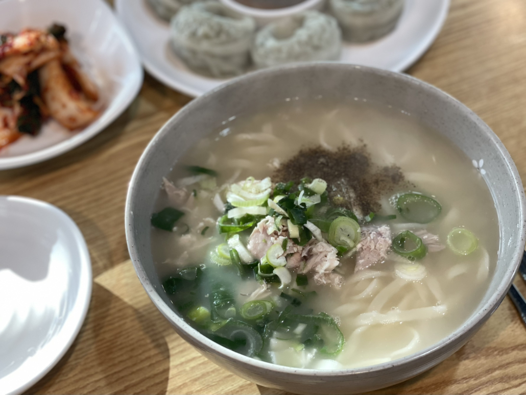 Ilsankalguksu (일산칼국수) 1