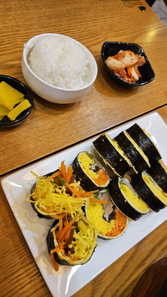Seogawongimbapdaeguneulhyeoksindosijeom (서가원김밥대구늘혁신도시점) 2