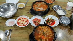 Jojeomsiksundaega (조점식순대가) 1
