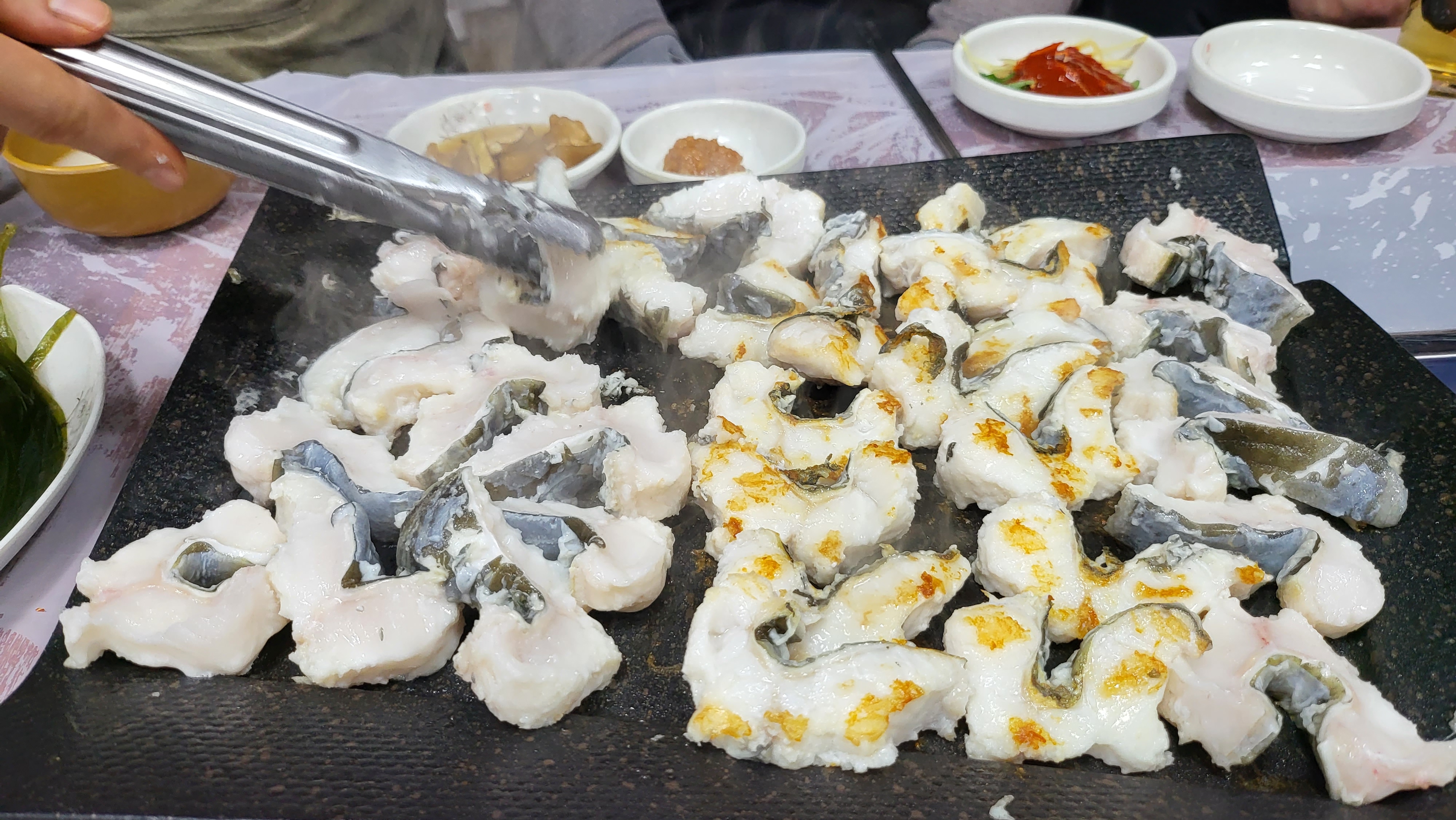 Mijogalmaegi (미조갈매기) 1