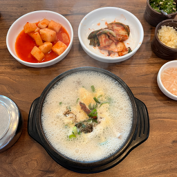 Gyeonggisundaeguk (경기순대국) 2