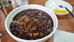 Biryongbanjeom (비룡반점) 3