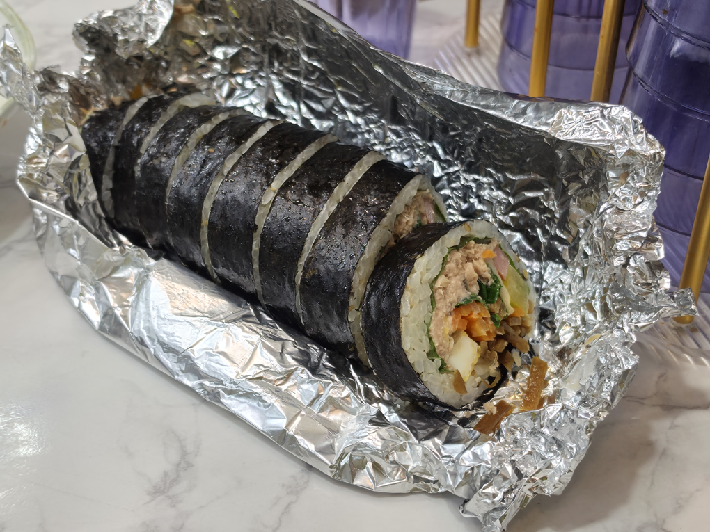 Jingimbap (진김밥) 1