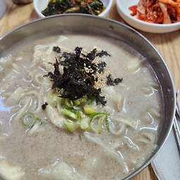 홍두깨칼국수 2