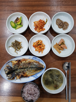 명가장어탕 생선구이 2