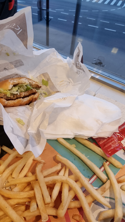 맥도날드 한양대점 사진 3