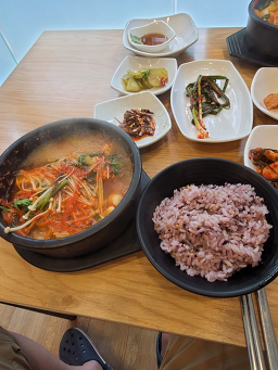 Jeongseongsiktak (정성식탁) 2