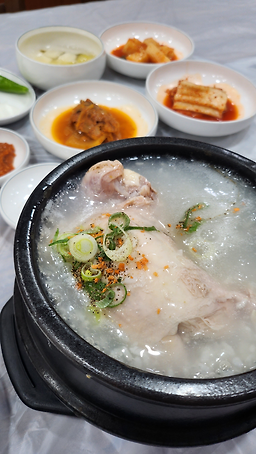 Bureunegolmokjip (부르네골목집) 3