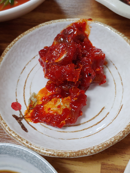 Jamaesaengtaejjigaejeonmunjeom (자매생태찌개전문점) 3