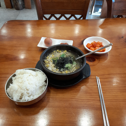 Jeonjupalmikongnamulgukbap (전주팔미콩나물국밥) 2