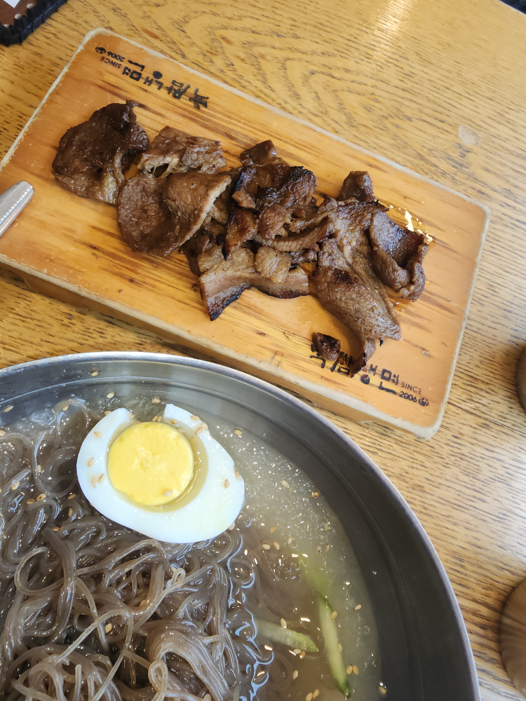 육쌈냉면 1