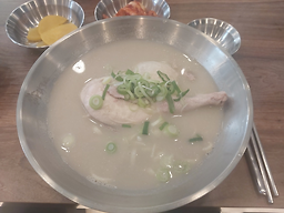 Eonyangdakkalguksu (언양닭칼국수) 2