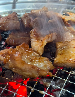 Hongseongchamsutgalbi (홍성참숯갈비) 2