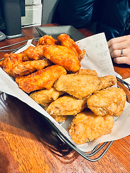 교촌치킨 영등포역점 사진 4