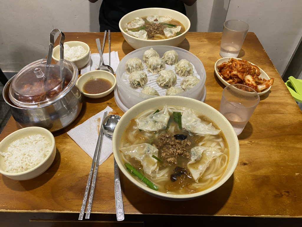 명동교자 이태원점 사진 3