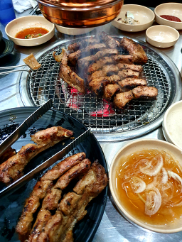 청춘극장 행당직영점 사진 7